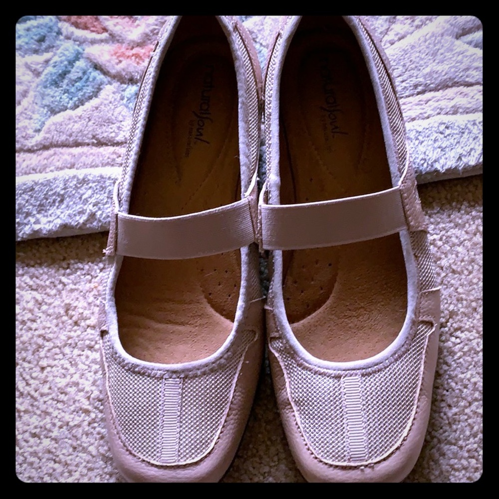 👀👀Woman’s 8 1/2 loafers 👏👏